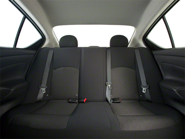 2013 Nissan Versa 1.6 SV
