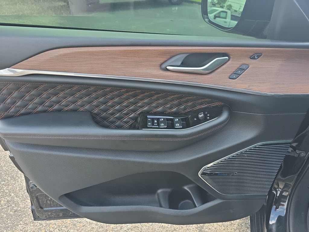 2022 Jeep Grand Cherokee Summit