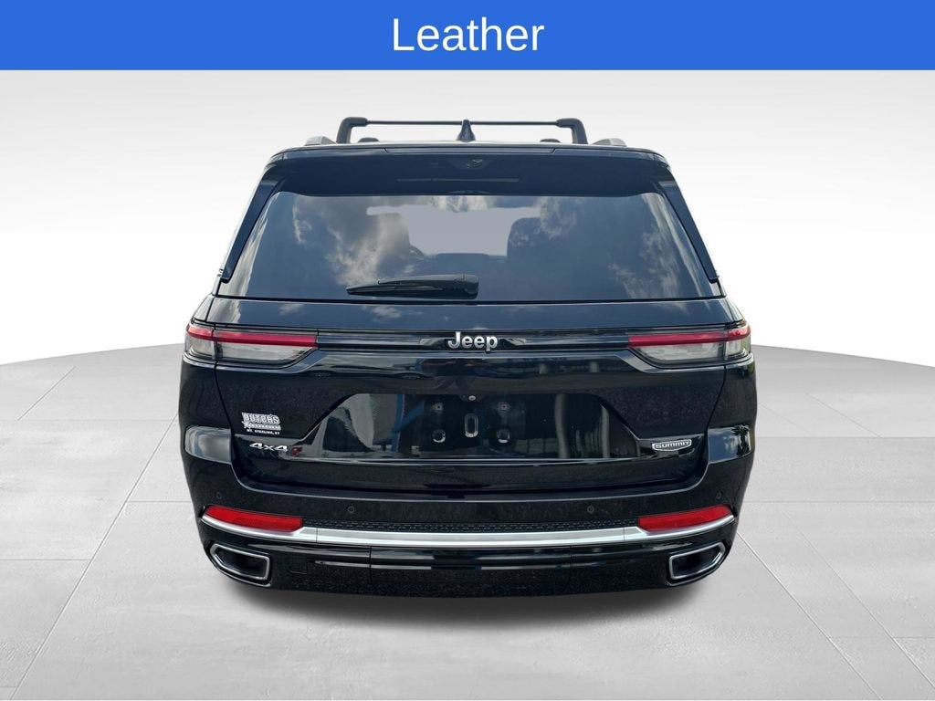 2022 Jeep Grand Cherokee Summit