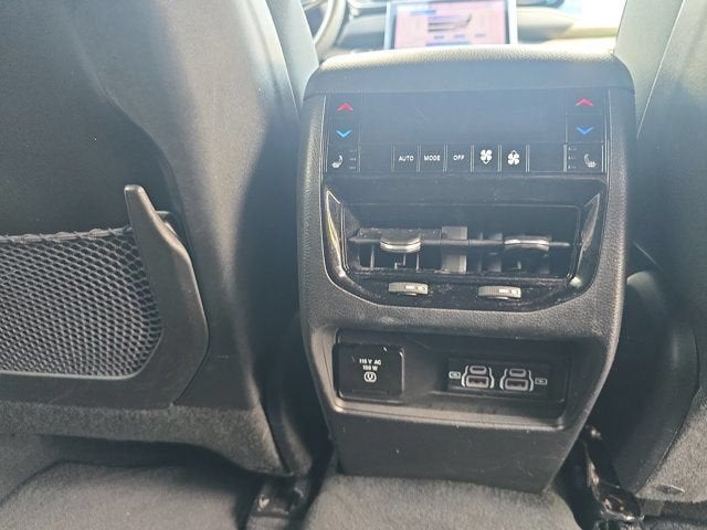 2022 Jeep Grand Cherokee 4xe Overland
