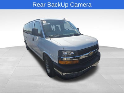 2024 Chevrolet Express Passenger 3500 1LT
