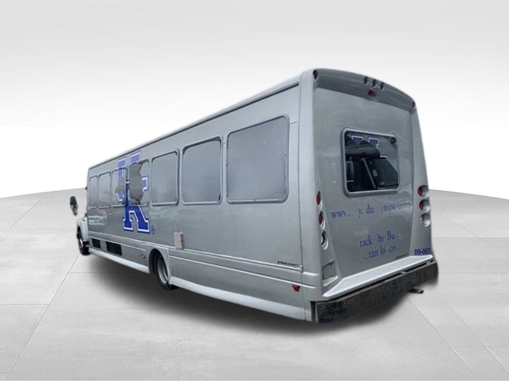 2009 Chevrolet 5500 Base