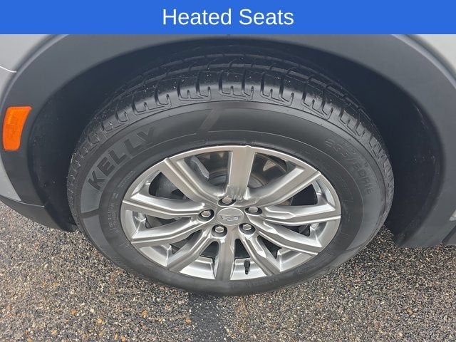 2022 Cadillac XT4 Premium Luxury