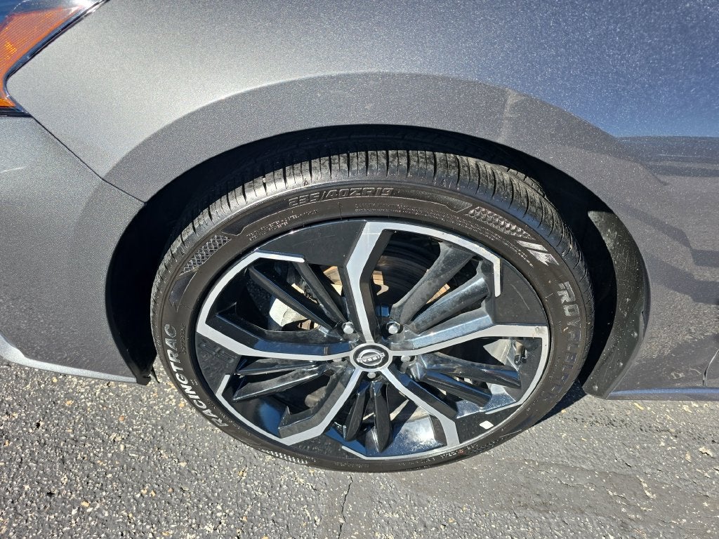 2025 Nissan Altima SR