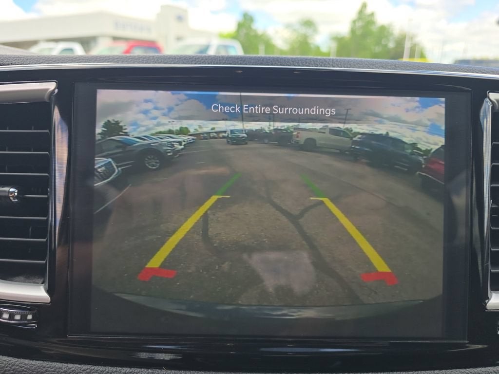 2023 Chrysler Pacifica Hybrid Touring L