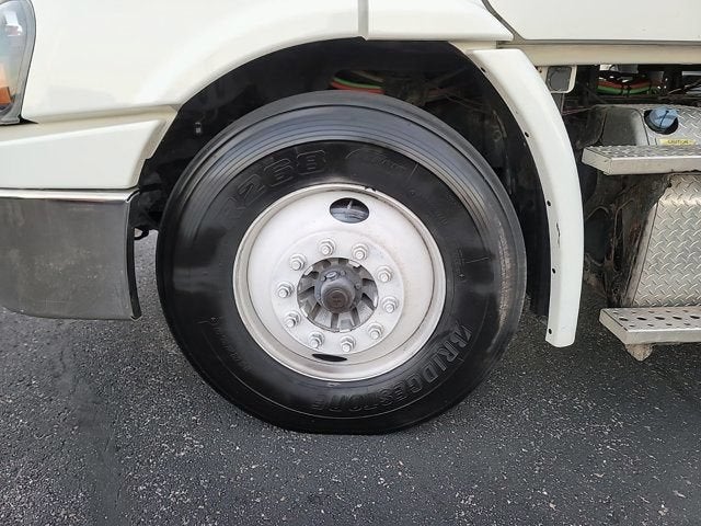 2015 Freightliner CASCADIA 113 Base