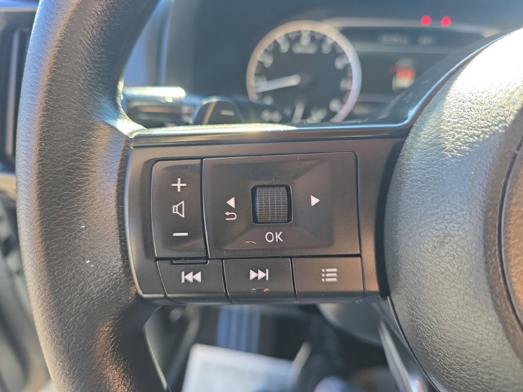 2023 Nissan Pathfinder S