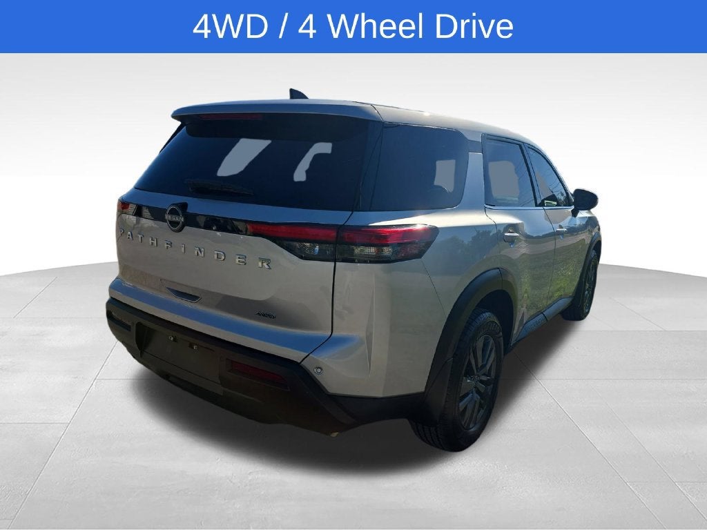 2023 Nissan Pathfinder S