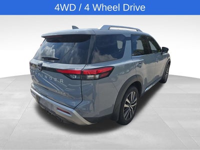 2022 Nissan Pathfinder Platinum