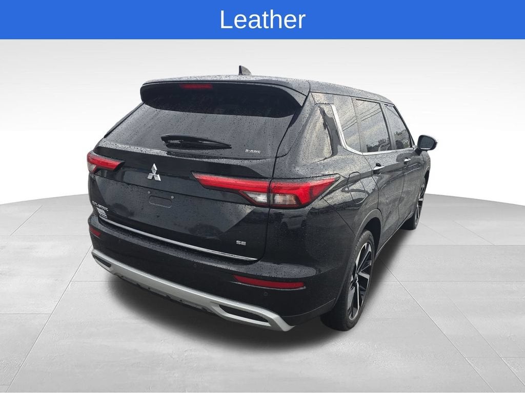 2022 Mitsubishi Outlander SE