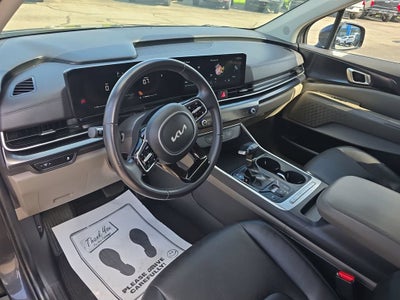 2025 Kia Carnival LXS