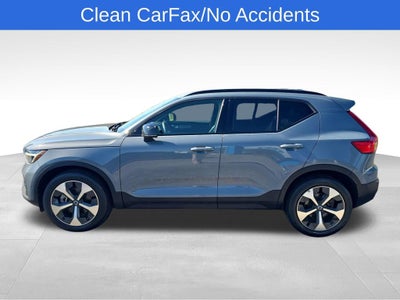2023 Volvo XC40 Ultimate Dark Theme