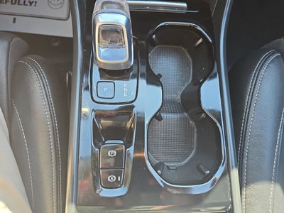 2023 Volvo XC40 Ultimate Dark Theme