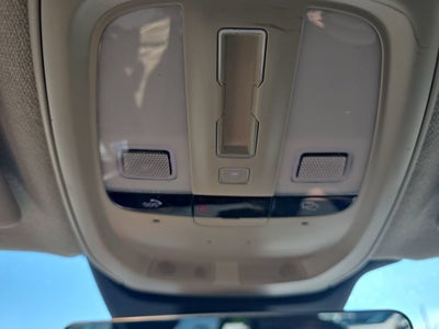 2023 Volvo XC40 Ultimate Dark Theme