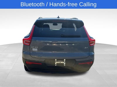 2023 Volvo XC40 Ultimate Dark Theme
