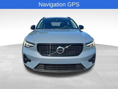 2023 Volvo XC40 Ultimate Dark Theme