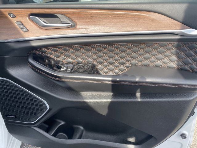 2022 Jeep Grand Cherokee L Summit