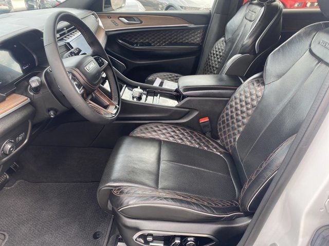 2022 Jeep Grand Cherokee L Summit