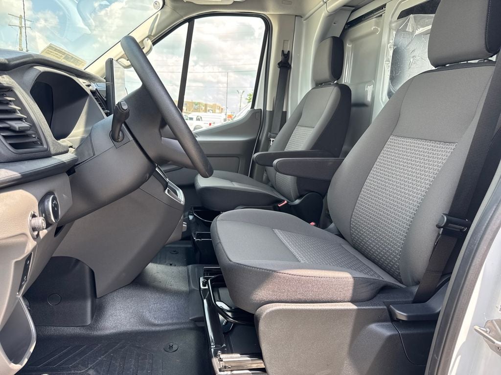 2024 Ford Transit Cutaway Base - Photo 14