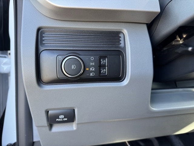 2025 Ford F-600SD XL