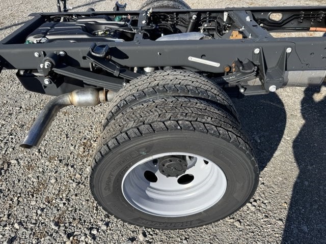 2025 Ford F-600SD XL