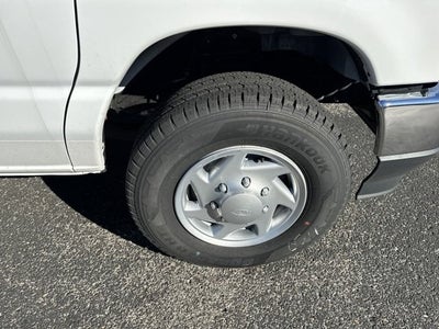 2024 Ford E-350SD Base Cutaway