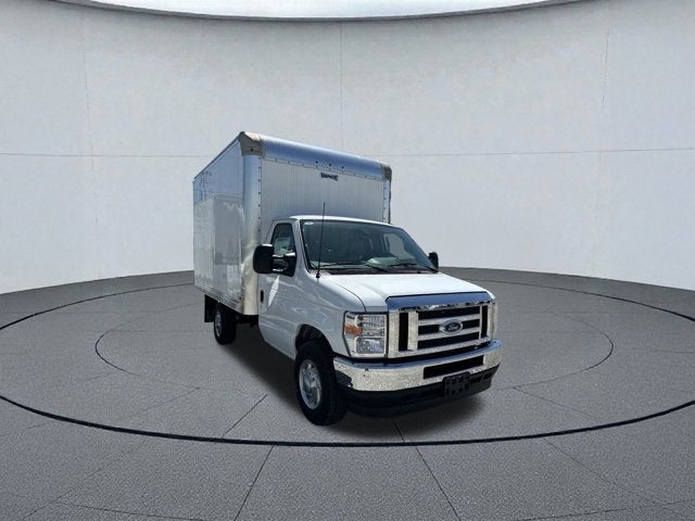 2024 Ford E-350SD Base Cutaway