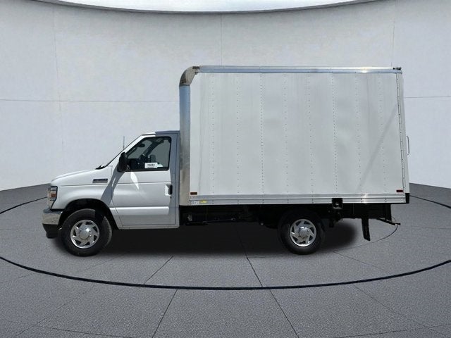 2024 Ford E-350SD Base Cutaway