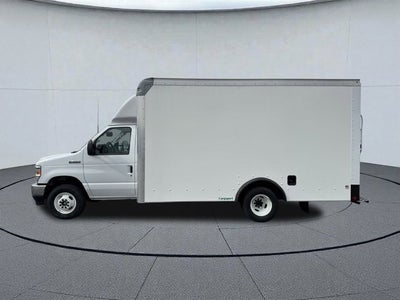 2025 Ford E-450SD Base