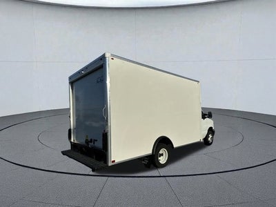 2025 Ford E-450SD Base