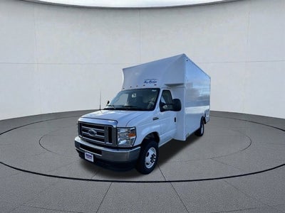 2025 Ford E-450SD Base