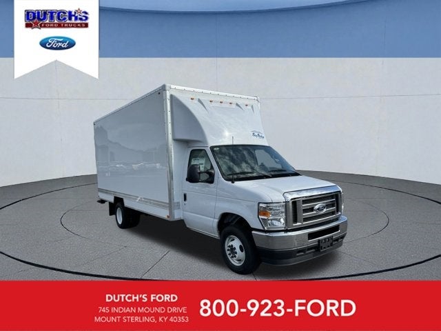 2025 Ford E-450SD Base
