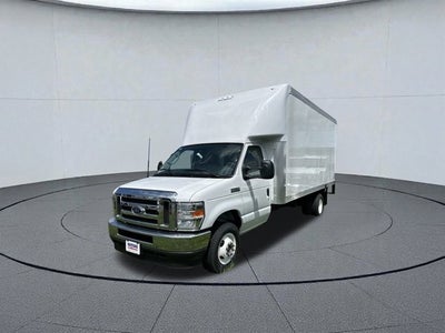 2025 Ford E-450SD Base