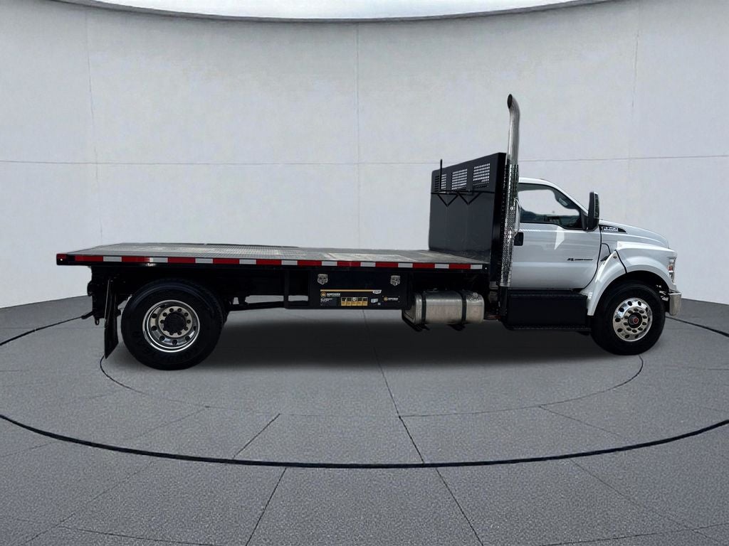 2024 Ford F-750SD Base