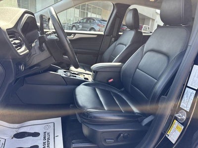 2025 Ford Escape Platinum