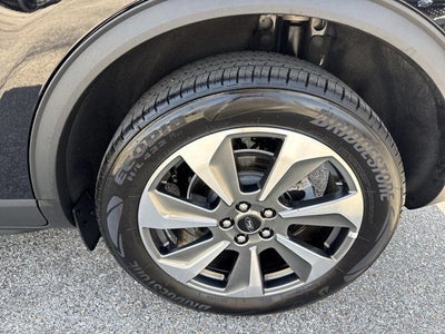 2025 Ford Escape Platinum