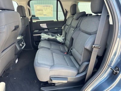 2027 Ford Expedition Active