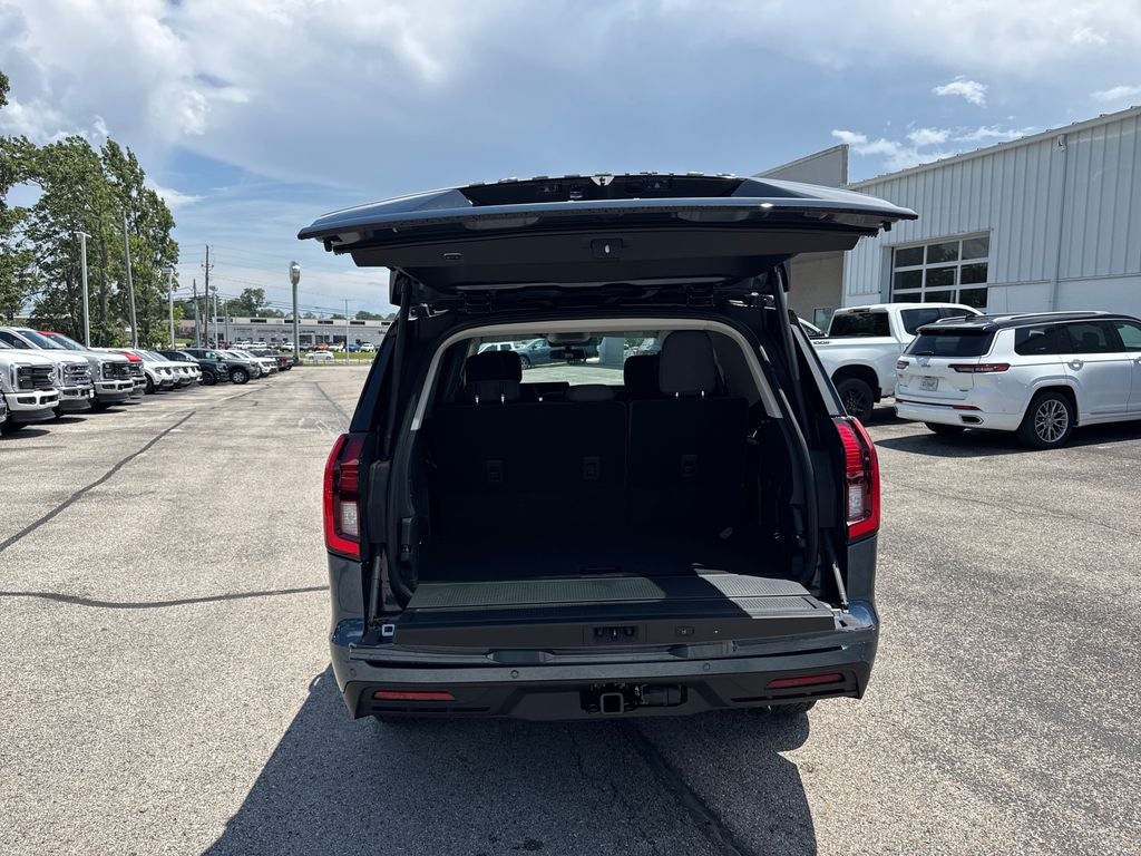 2027 Ford Expedition Active