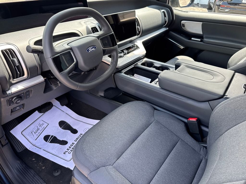 2027 Ford Expedition Active