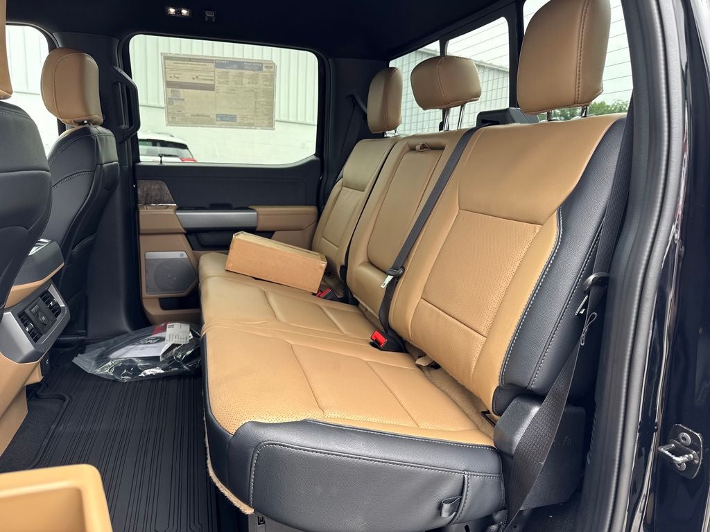 2026 Ford F-350SD Lariat DRW