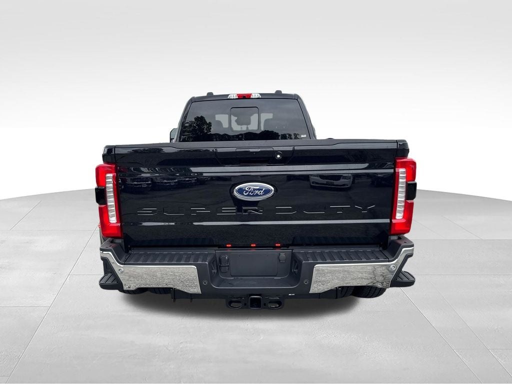 2026 Ford F-350SD Lariat DRW