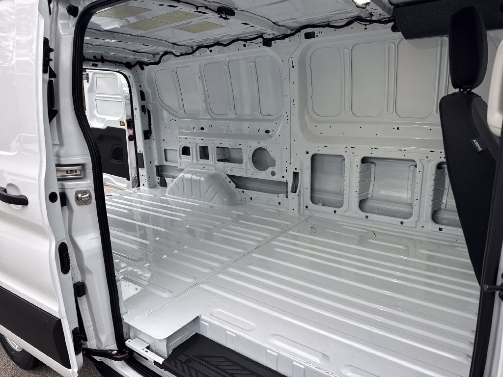 2027 Ford Transit-250 Base
