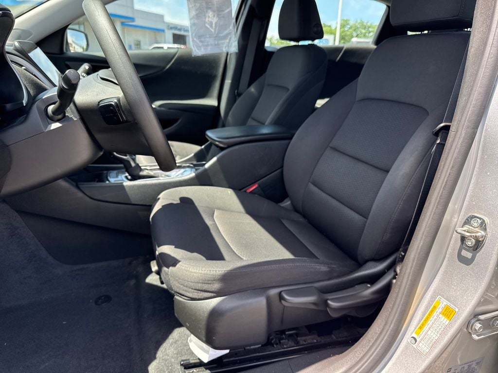2022 Chevrolet Malibu LS 1FL