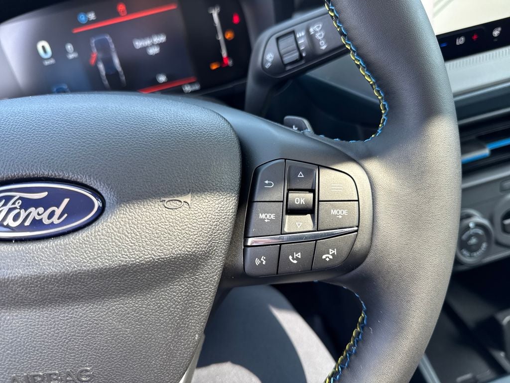 2026 Ford Maverick Lobo High