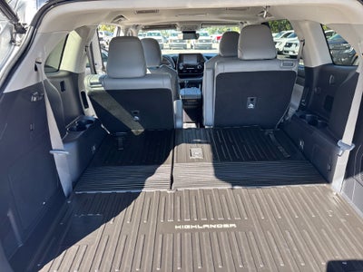2022 Toyota Highlander Limited