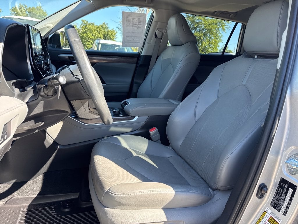 2022 Toyota Highlander Limited