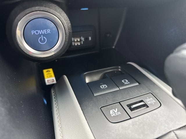 2022 Toyota Venza LE