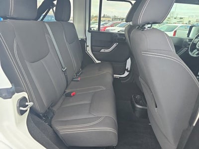 2013 Jeep Wrangler Unlimited Sahara