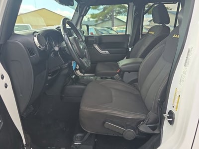 2013 Jeep Wrangler Unlimited Sahara