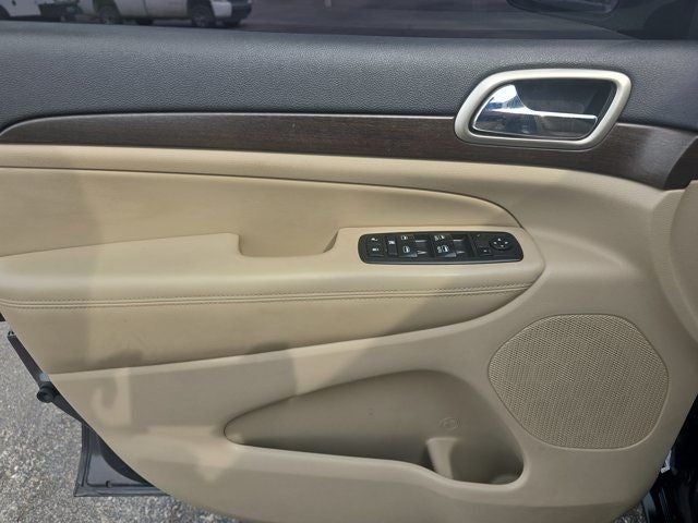 2017 Jeep Grand Cherokee Laredo